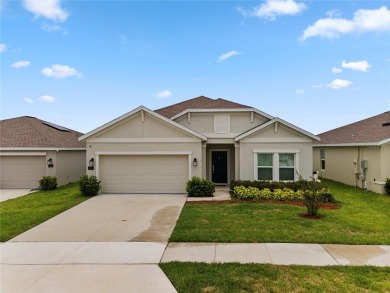 Lake Home For Sale in Groveland, Florida