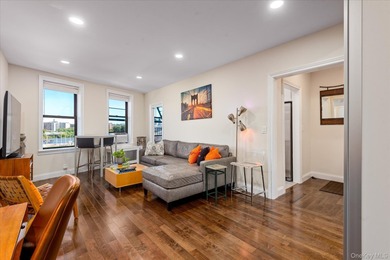 Hudson River Home For Sale in New York (Manhattan) New York