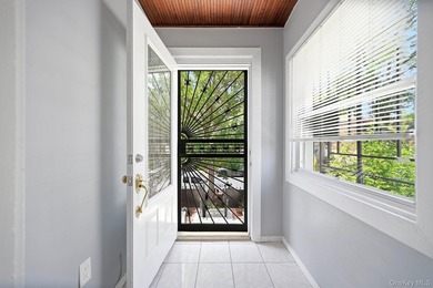 Updated and ready for your movee visit 400 Pratt Ave, Plenty of - photo 6