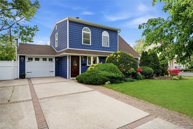 SOME HOMES BLOOM...THIS ONE FLOURISHES...WELCOME TO 10 - photo 1