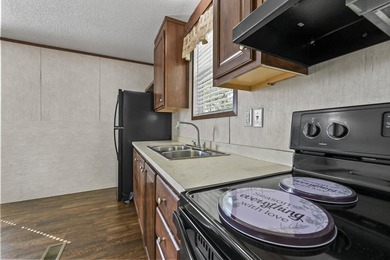 Looking to downsize and declutter? This 1 bedroom 1 bath 2016 - photo 10
