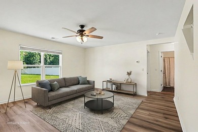 Welcome home to this stunning, move-in-ready 5-bedroom - photo 5
