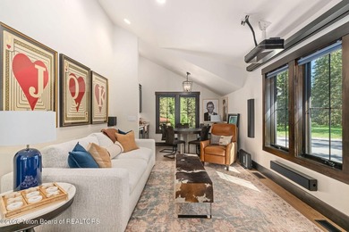 Experience an extraordinary mountain retreat within the - photo 11
