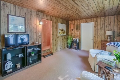 Beautiful waterfront retreat on Lake Wateree! Nestled in a quiet - photo 12