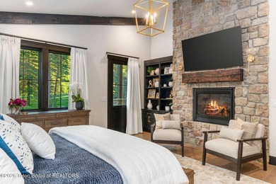 Experience an extraordinary mountain retreat within the - photo 12