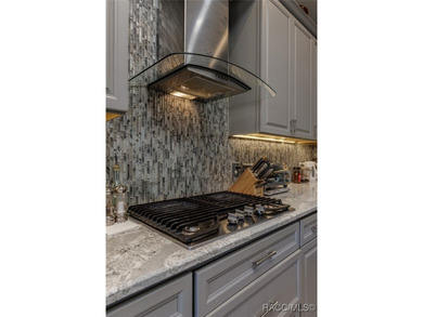 The best of Country Club style living is yours to enjoy and - photo 16