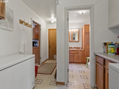 Tranquility awaits! 3 bed, 3.5 bath with 2,697 sf, two - photo 23