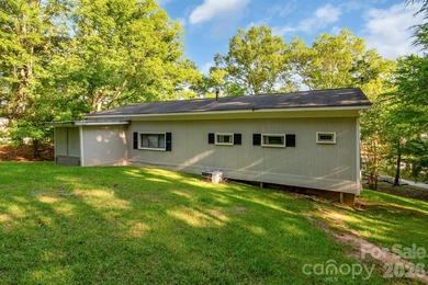 Beautiful waterfront retreat on Lake Wateree! Nestled in a quiet - photo 47