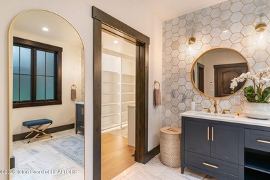 Experience an extraordinary mountain retreat within the - photo 47