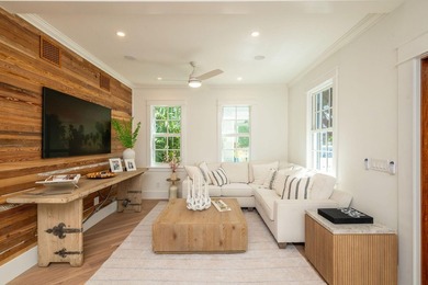 Experience the ideal blend of historic charm and modern luxury - photo 8