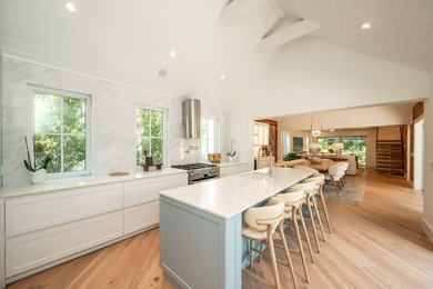 Experience the ideal blend of historic charm and modern luxury - photo 10
