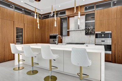 Welcome to Villa Aurelia, the Golden Villa, a recently completed - photo 10
