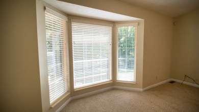 ESTATE SALE -- SPACIOUS ALL-BRICK HOME IN HIGHLAND FOREST - photo 9