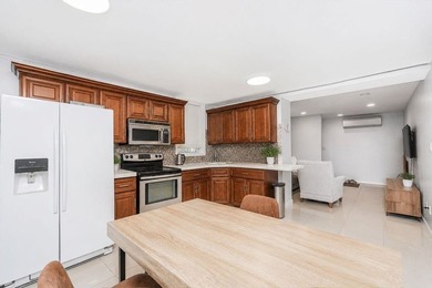 WELCOME HOME! Nestled on the border of Madison and Marine Park - - photo 32
