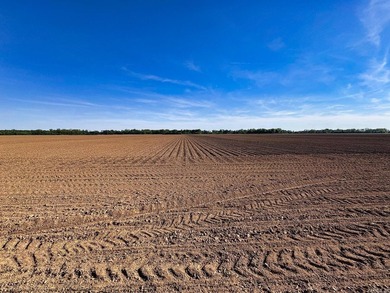 Located just 3 miles from Bradford, this highly productive 368 - photo 7