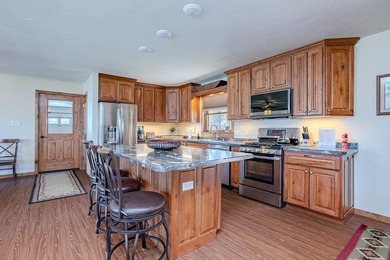 Opportunity to own a fully renovated home on the highly - photo 4