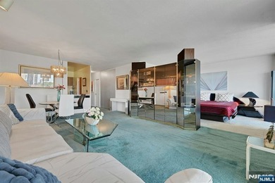 Experience the perfect blend of luxury and convenience in this - photo 6
