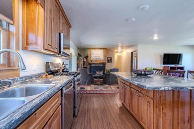 Opportunity to own a fully renovated home on the highly - photo 7