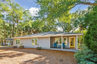 Nestled on a quiet street in the heart of the Isle of Palms, 248 - photo 4