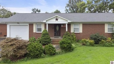 Kentucky Lake Home For Sale in Murray Kentucky