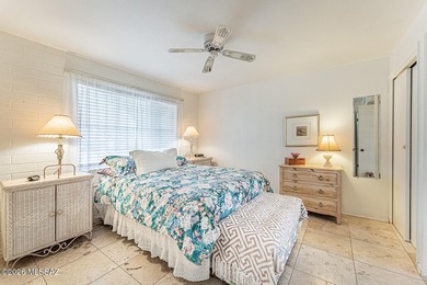 Lovely, fully updated, furnished and equipped, ready for you to