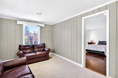 Per Seller's Request - Cash Buyers Only. Welcome to Manhasset! - photo 16
