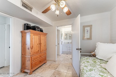 Lovely, fully updated, furnished and equipped, ready for you to