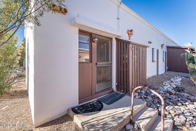 Lovely, fully updated, furnished and equipped, ready for you to