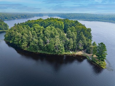 Your own private island-like paradise! Nestled on a peninsula - photo 1