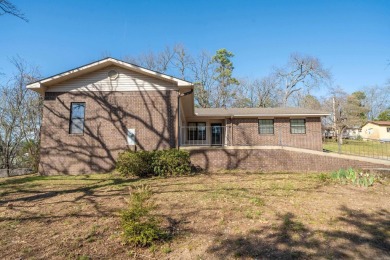 Lake Home For Sale in Hot Springs, Arkansas