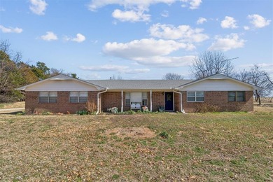 (private lake, pond, creek) Home For Sale in Anadarko Oklahoma