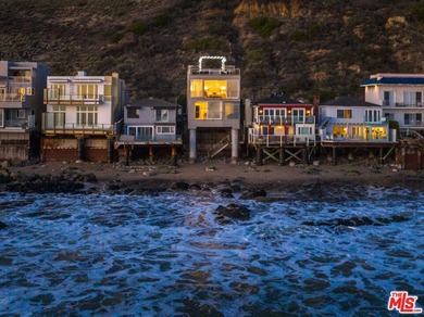 Incredible rebuild opportunity with this recent Palisades Fire - photo 8