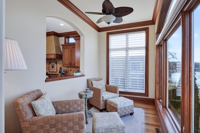 Custom-built with exceptional craftsmanship and finishes - photo 12