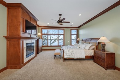 Custom-built with exceptional craftsmanship and finishes - photo 31