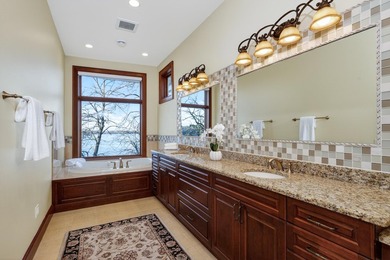 Custom-built with exceptional craftsmanship and finishes - photo 35