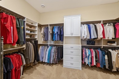 Custom-built with exceptional craftsmanship and finishes - photo 39