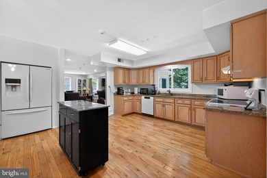 Convenient and spacious, this 4-bedroom, 2-full-bath ranch home - photo 9