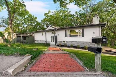 Discover this hidden gem in the exclusive gated community of - photo 2