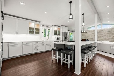 Discover this hidden gem in the exclusive gated community of - photo 4