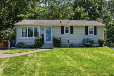 OFFER DEADLINE 7/14 AT NOON. This charming, move-in ready ranch - photo 1