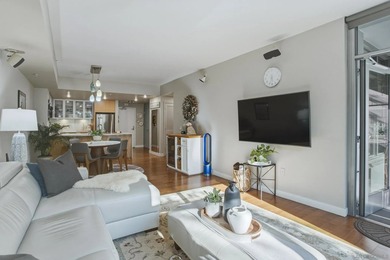 Experience downtown living at Aria in the desirable Cortez Hill - photo 5