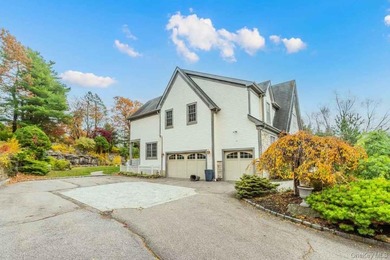 Top Syosset School District, Don't miss this wonderful better - photo 8