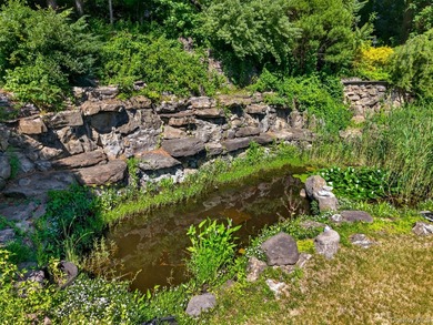 Top Syosset School District, Don't miss this wonderful better - photo 9