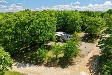Lake Eufaula Retreat at Nichols Point Ramp - This 3 Bed, 2 Bath - photo 3