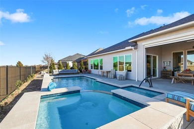This stunning home is the beautiful sought -out Avalon floor - photo 26