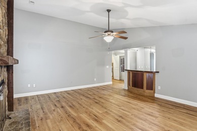 Welcome to 11 Glengary Ct, a beautifully updated pool home - photo 9