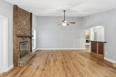 Welcome to 11 Glengary Ct, a beautifully updated pool home - photo 10