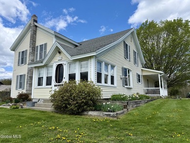 Nestled in the scenic countryside of Argyle, this one-of-a-kind - photo 1