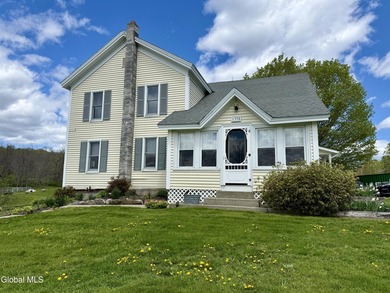 Nestled in the scenic countryside of Argyle, this one-of-a-kind - photo 2