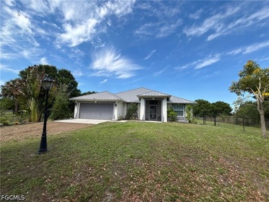 Enchanting 2.27 acre homesite in a natural rule location with a - photo 3